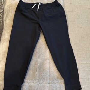 Vuori Men's Black Joggers XXL NWOT